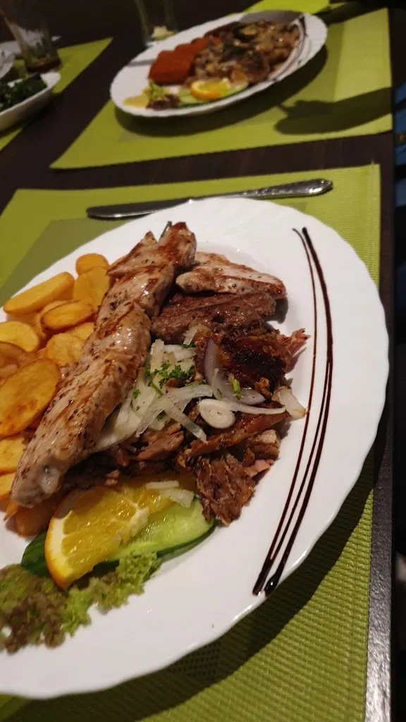 Restaurant Korfu im Kellertor - Ljubica Willemse_Haan_slider_image_2