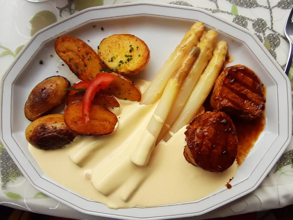 Menu_Hotel und Restaurant Haaner Hof_Haan_image_3