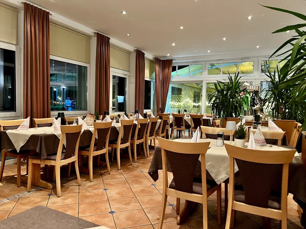 Hotel Restaurant International_Hagen_slider_image_1