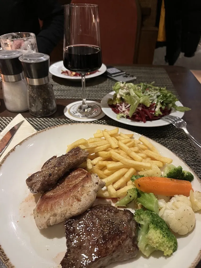 Hotel Restaurant International_Hagen_slider_image_2