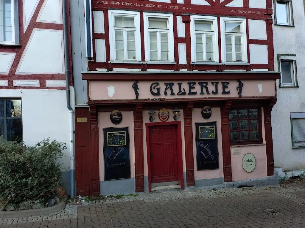 Maximilian Roehnert_Irish Pub - Galerie Pub - House of finest whiskys_(Hessen)_review