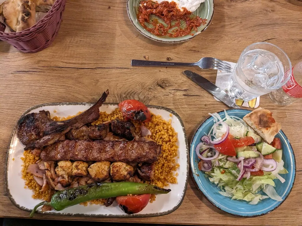 Menu_MITTEL east_Gütersloh_image_6