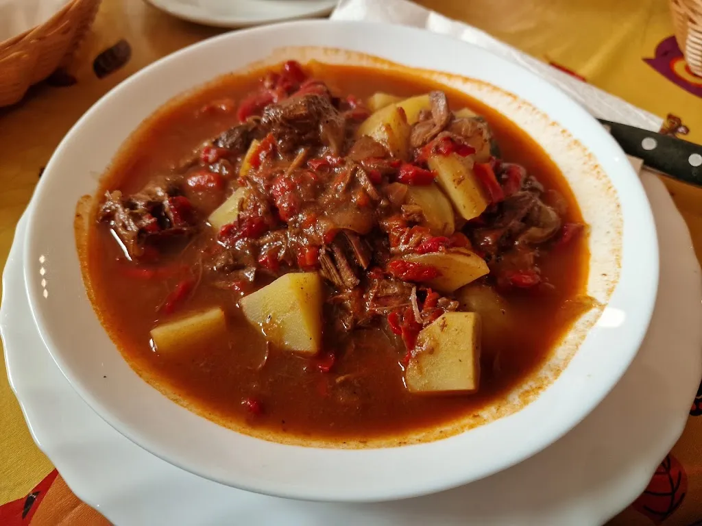 Molly‘s Postschänke_(Hessen)_slider_image_2