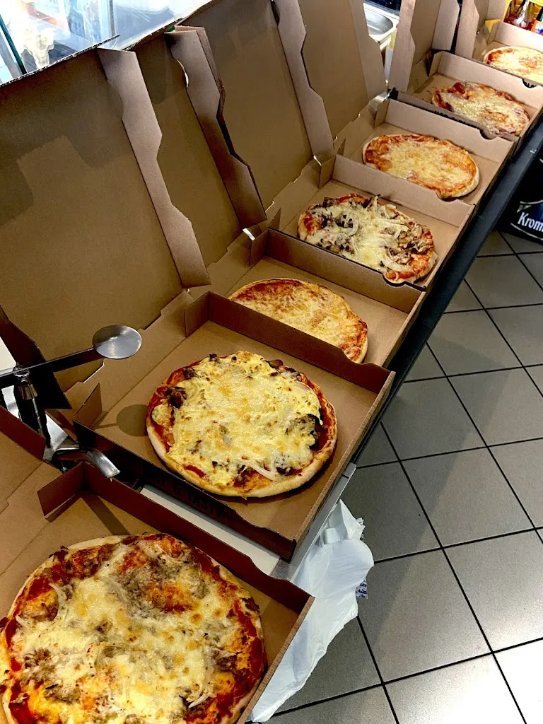 HeIIas GriII_Halver_slider_image_2