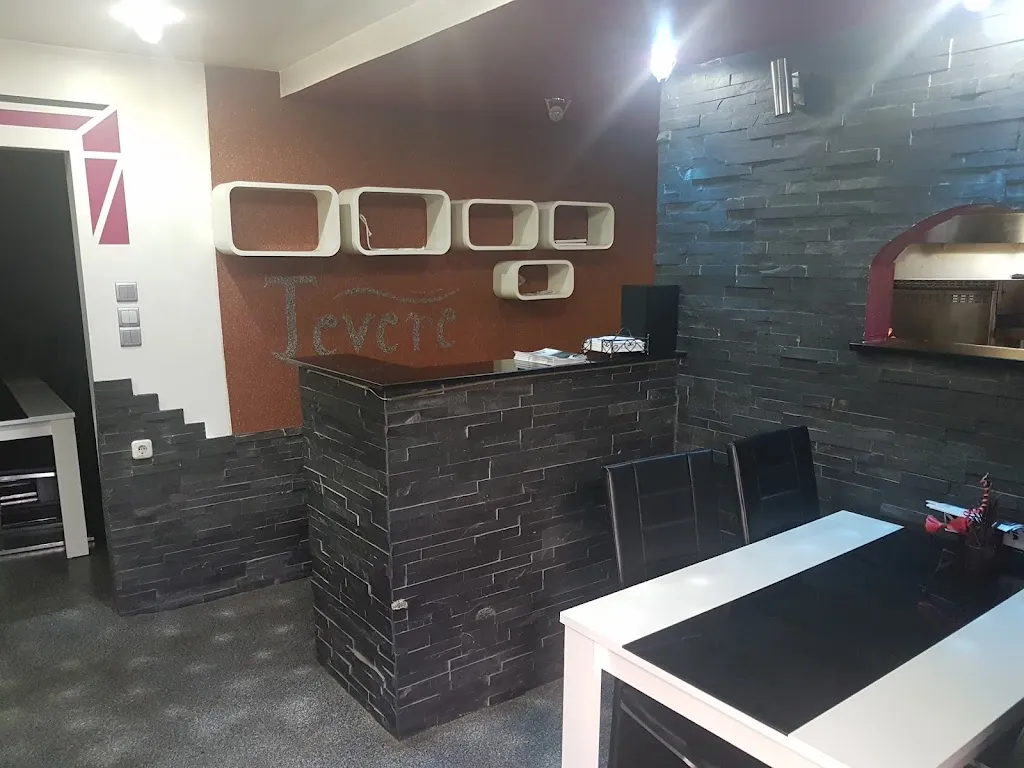 Pizzeria Tevere_Halver_slider_image_3