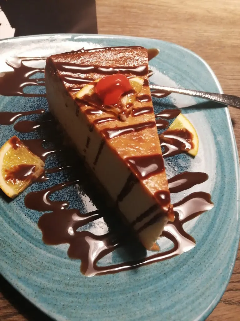 Menu_The EIephants_Halver_image_5