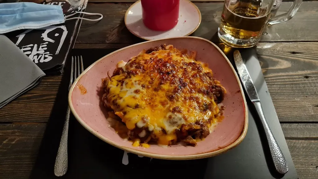 Menu_The EIephants_Halver_image_6