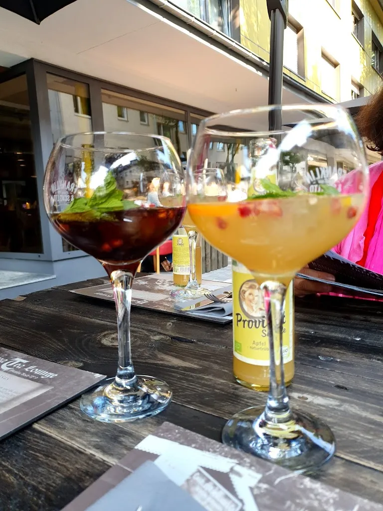 Menu_Hewa Iounge_Halver_image_1