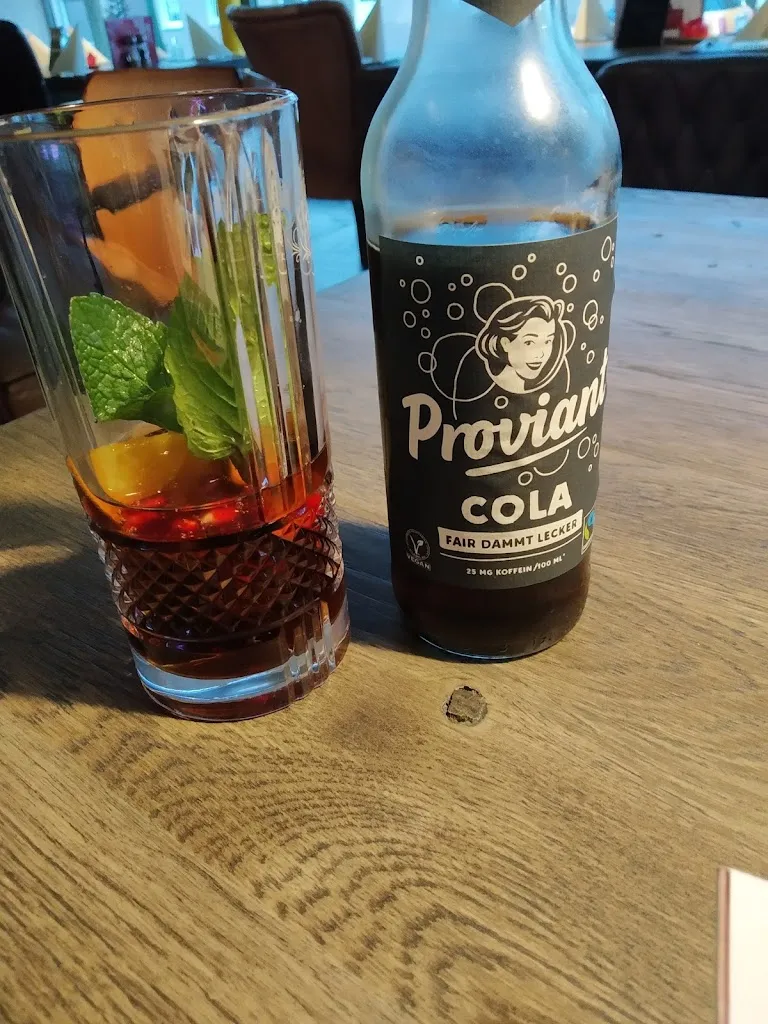 Menu_Hewa Iounge_Halver_image_4