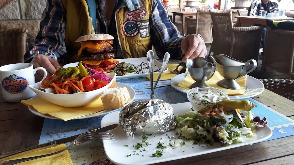 Menu_Lakeside Inn_See_image_8