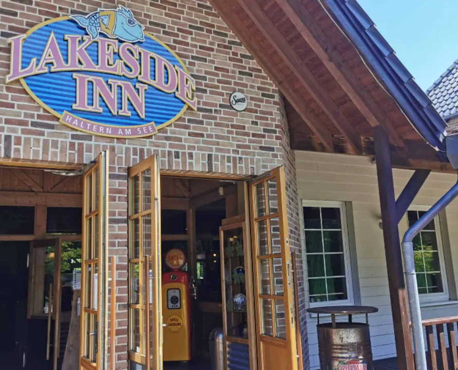 Lakeside Inn_See_slider_image_1