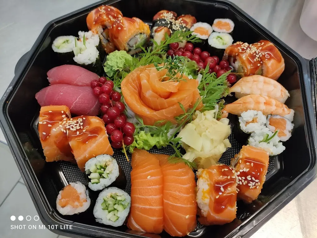 Menu_Hu's Kitchen_See_image_5