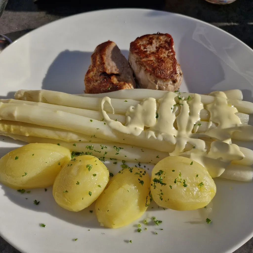 Ralle Sretep_ESSzimmer by Haverkamp_See_review