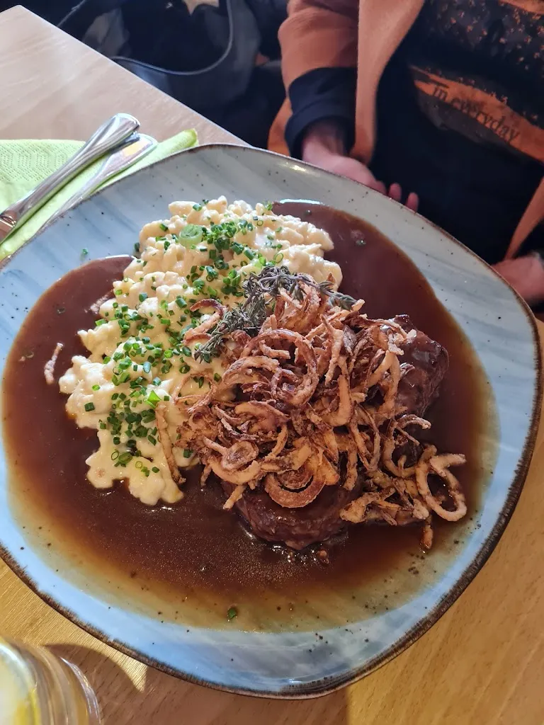 Ina Preuss_Sportgaststätte Ottmaring_Friedberg_review