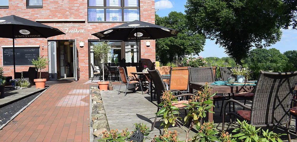 Landgasthaus Zur Freiheit_See_slider_image_3