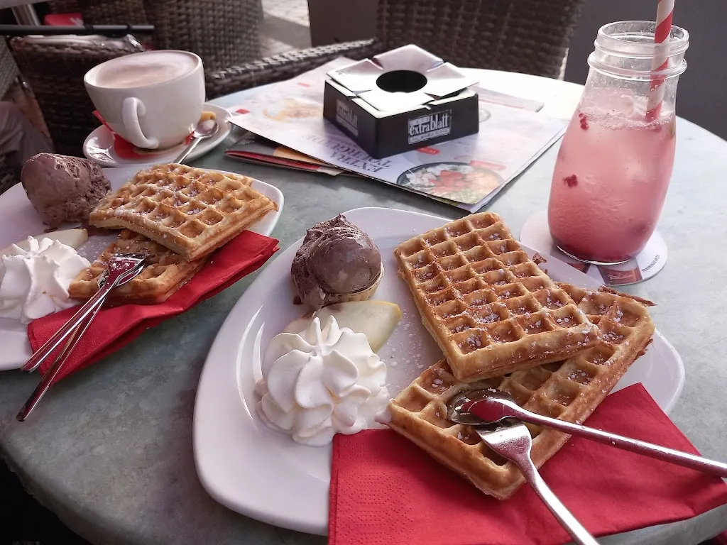 Cafe Extrablatt_See_slider_image_3