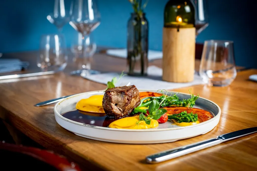 Restaurant roots_(Saale)_slider_image_3