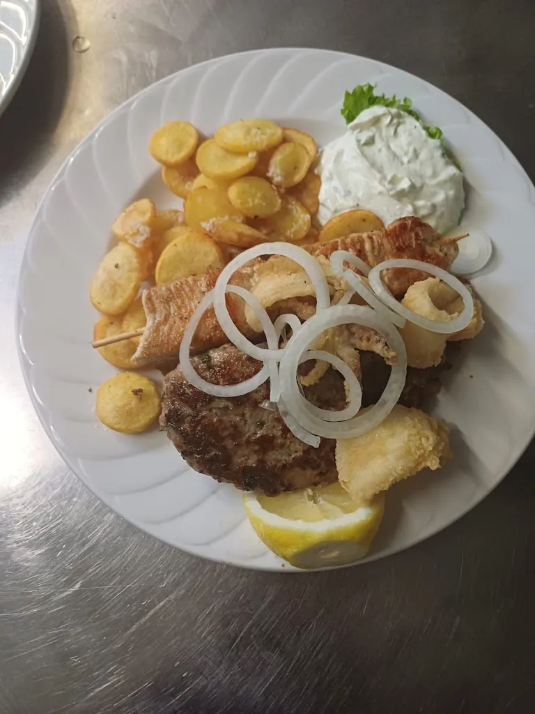 Gaststätte Taunusklause Kreta_(Hessen)_slider_image_3