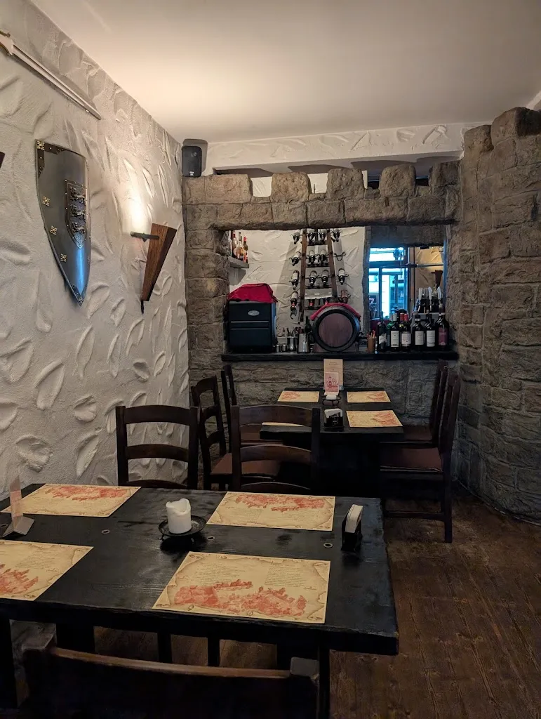 Mittelalterliche Burgschänke Zum Ritter / Halle (Saale)_(Saale)_slider_image_3