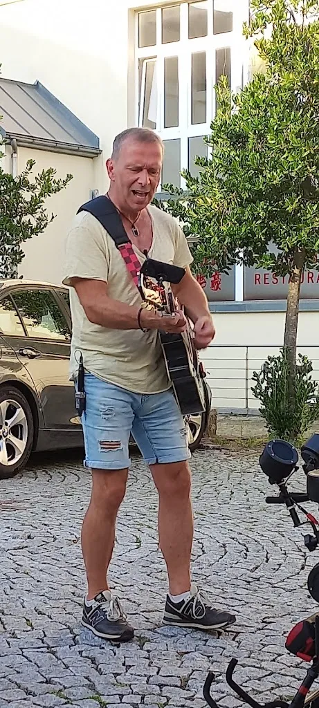 Frank Kühn_Hola y Olé_(Hessen)_review