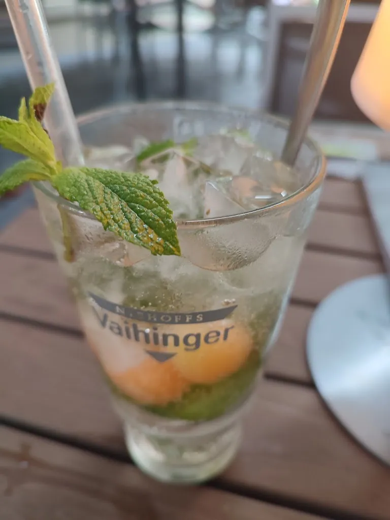 Menu_The One BAR/BQ Burger, Steaks and Cocktails__image_8