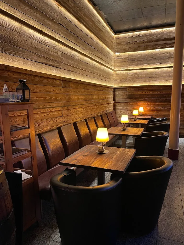 The One BAR/BQ Burger, Steaks and Cocktails restaurant in (Saale)