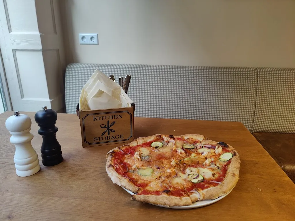 Pizzeria Luna_(Saale)_slider_image_3