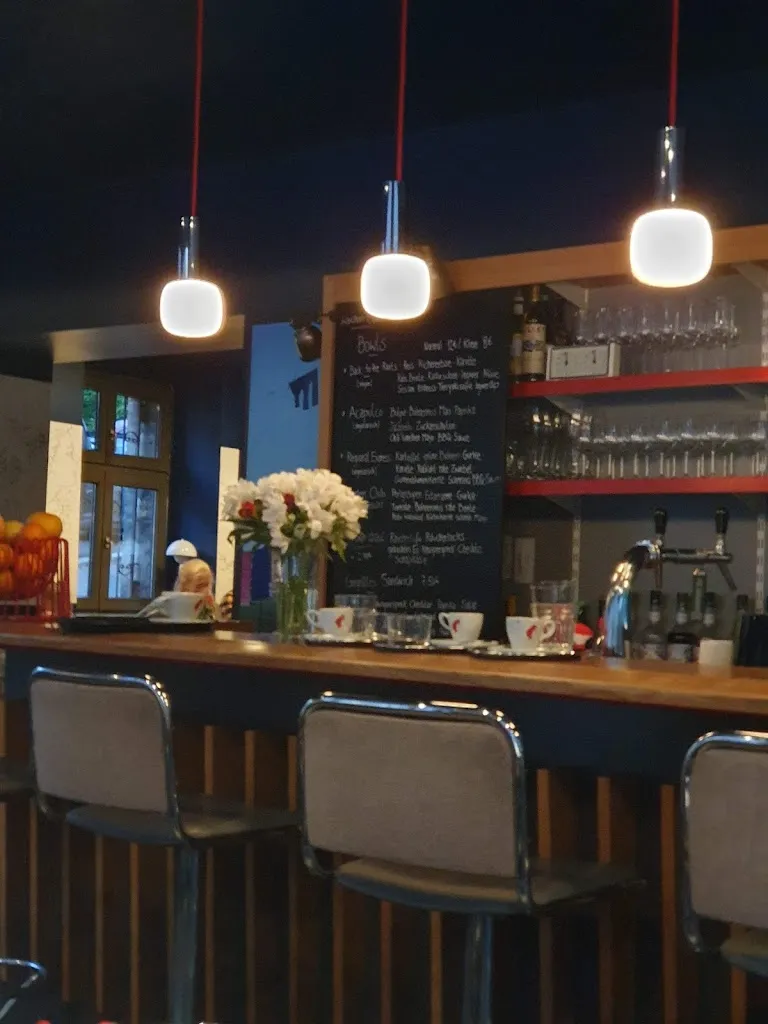 Mitte Ende Mai_(Saale)_slider_image_3