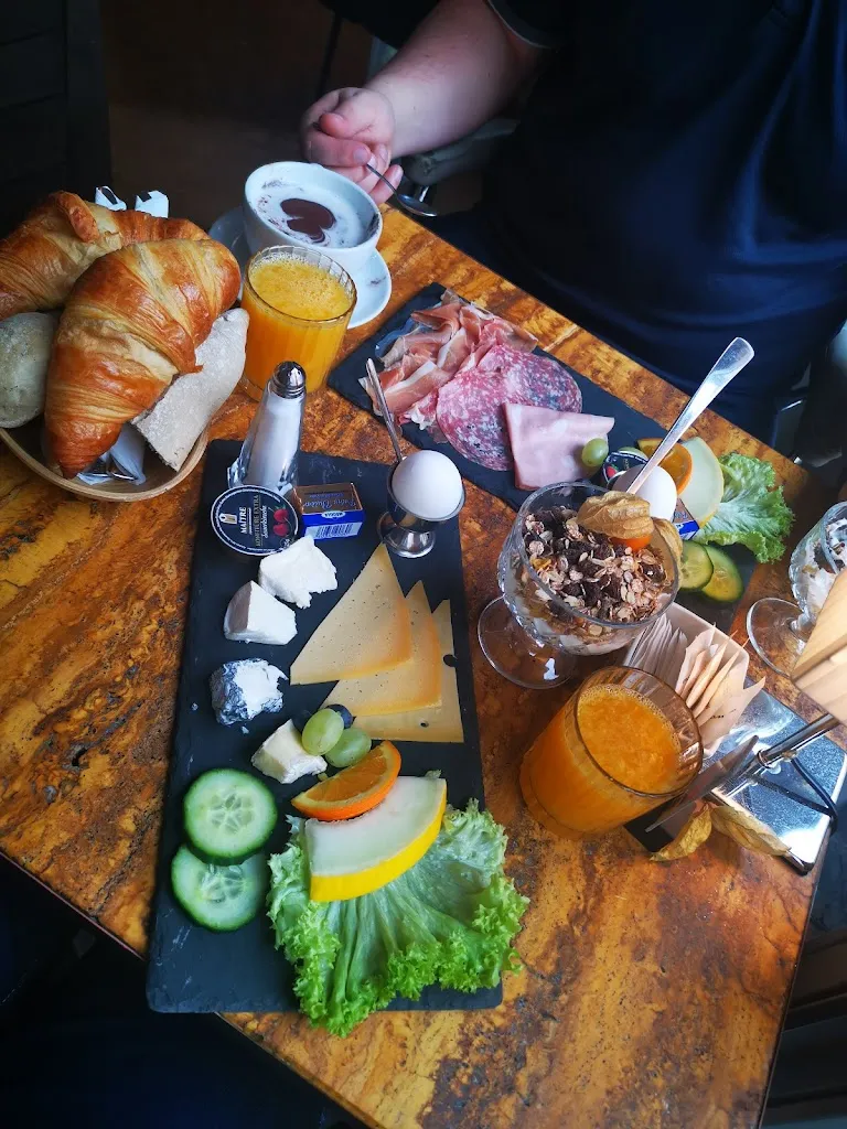 Menu_Roter Horizont_(Saale)_image_5