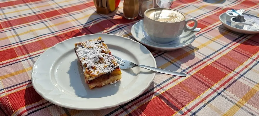 Restaurant Weinkeller Wallendorf_Schkopau_slider_image_3