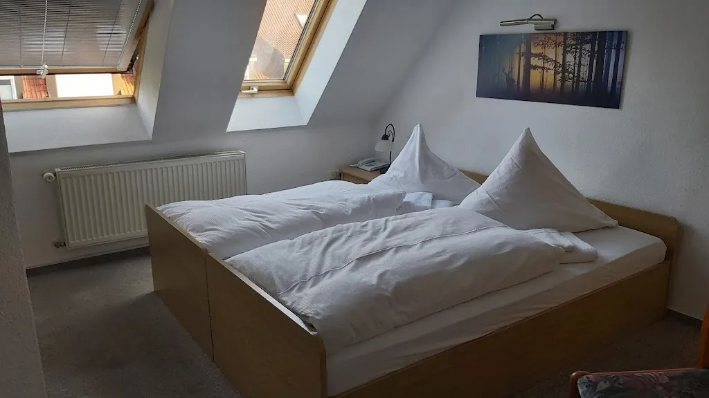 Waldhotel Betriebsgesellschaft mbH_(Saale)_slider_image_2