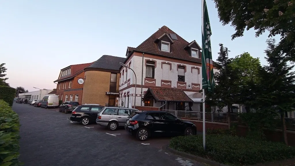 Sohil Deshmukh_Haus Bergmann_Harsewinkel_review