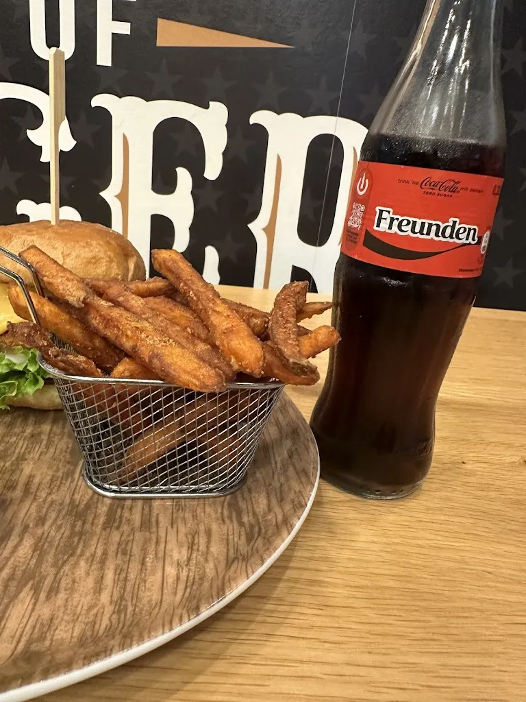 J. S._Range of Burger - Harsewinkel_Harsewinkel_review