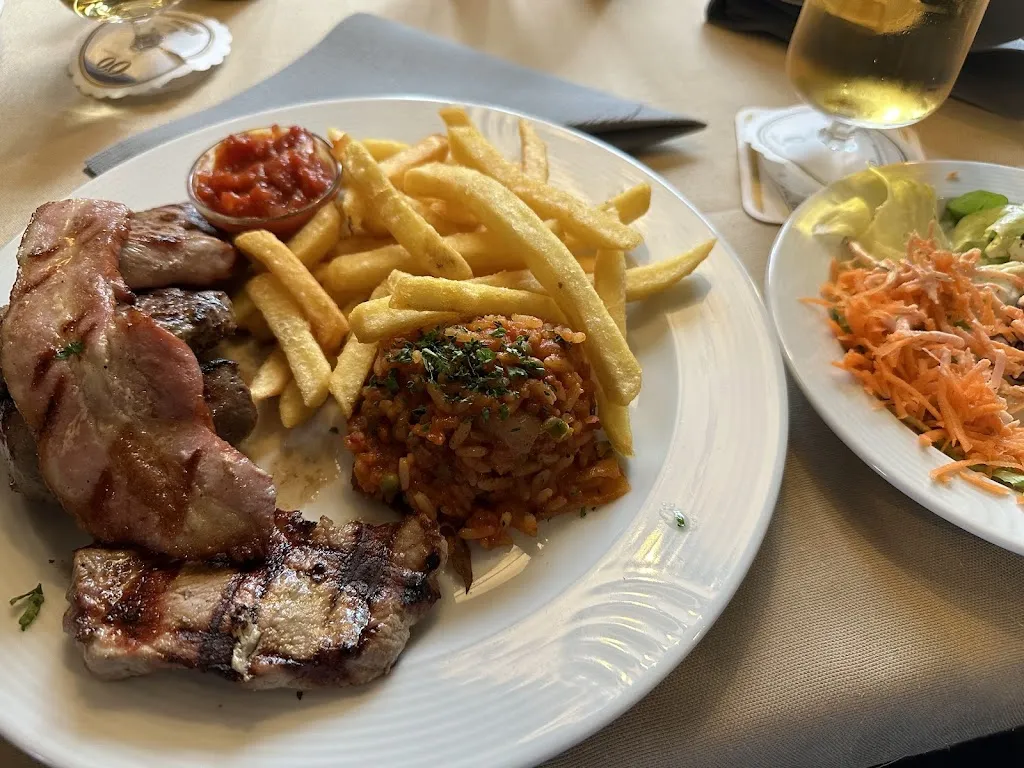 Restaurant Steakhaus Gabelpunkt_Heek_slider_image_3