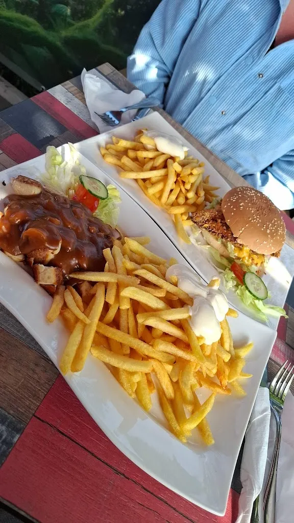 Jakob P_Heeker Grillstube_Heek_review