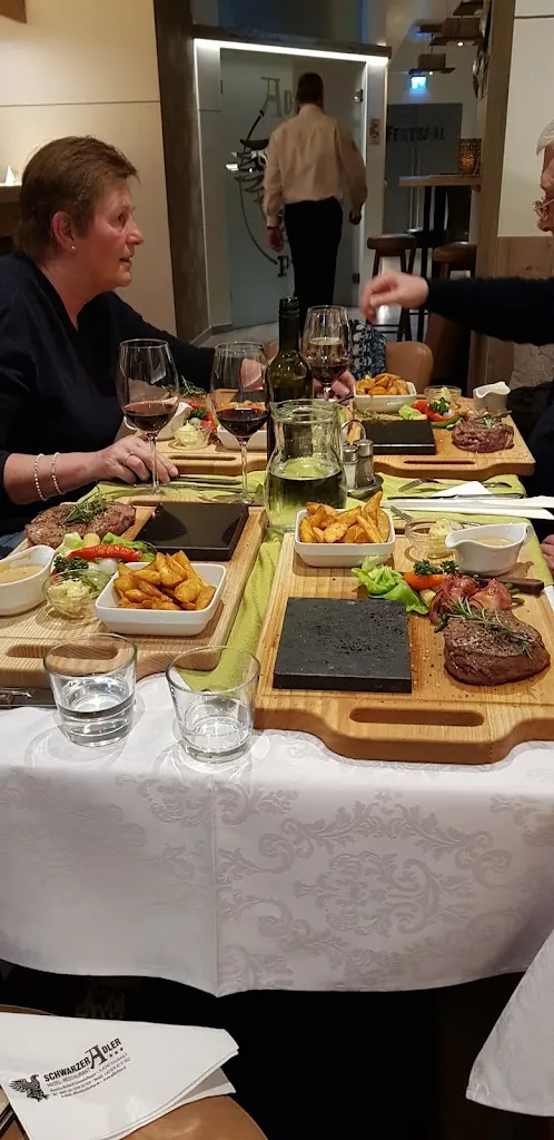 Menu_Hotel Restaurant Schwarzer Adler_Austria_image_5