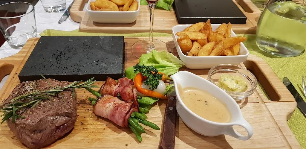 Menu_Hotel Restaurant Schwarzer Adler_Austria_image_9