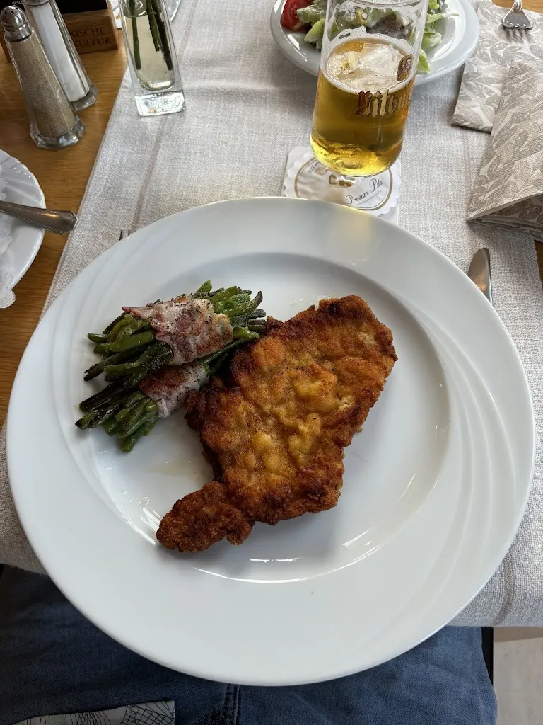 Frederik Schlüter_Haus Füsting | Restaurant, Biergarten & Minigolf_Havixbeck_recensione