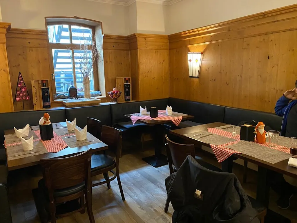 S K_Restaurant Ferrari_Friedberg_review