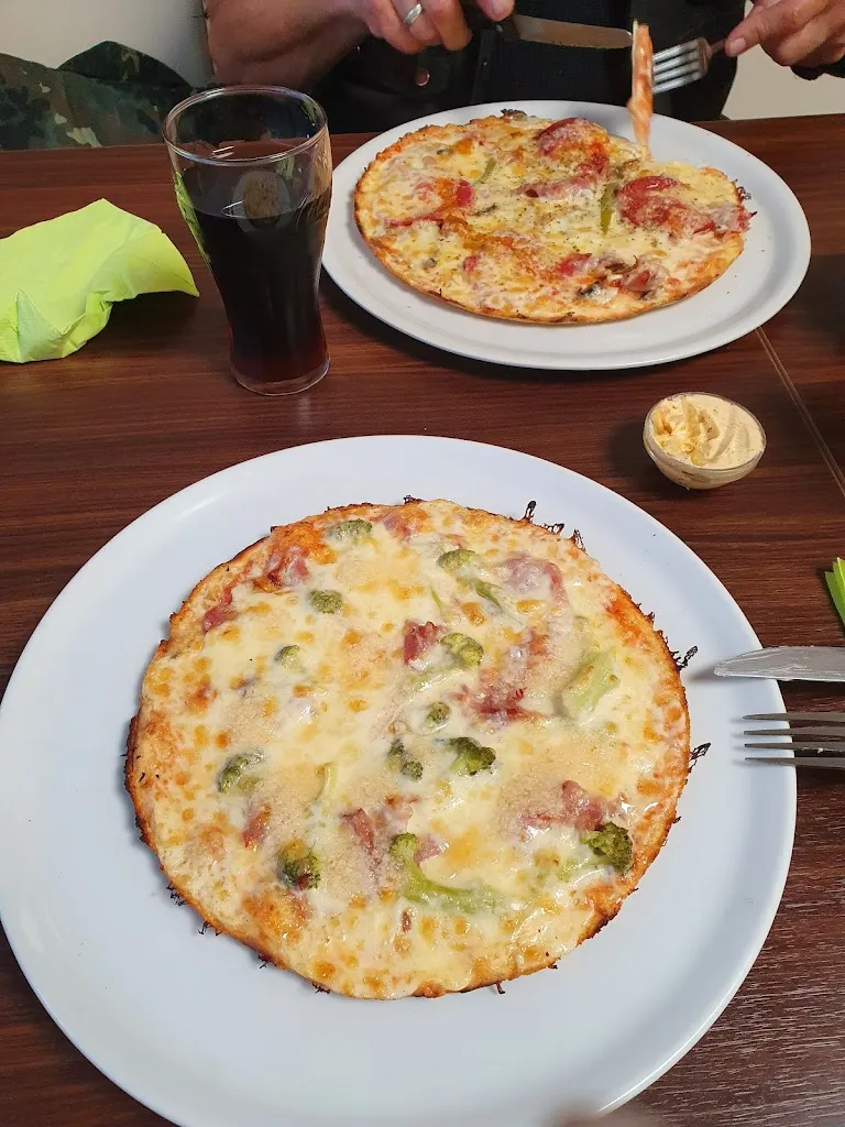 Pizzeria La Torre_Heiligenhaus_slider_image_2