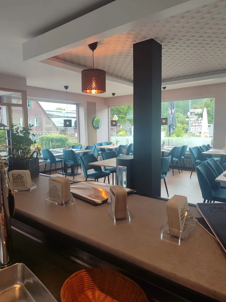 Leo's Café - Restaurant Hellenthal restaurant in Hellenthal