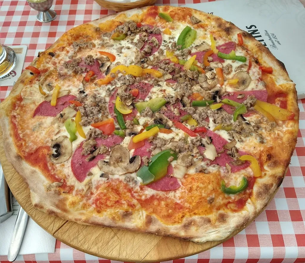 Ristorante /Pizzeria bei Toni_Hemer_slider_image_2