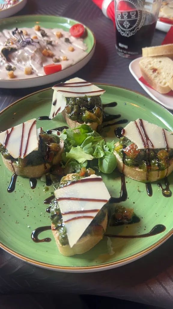 Luca Sedlaczek_Restaurant Emsche 21 Die Italiener bei Peppe 27_Hattingen_reseña