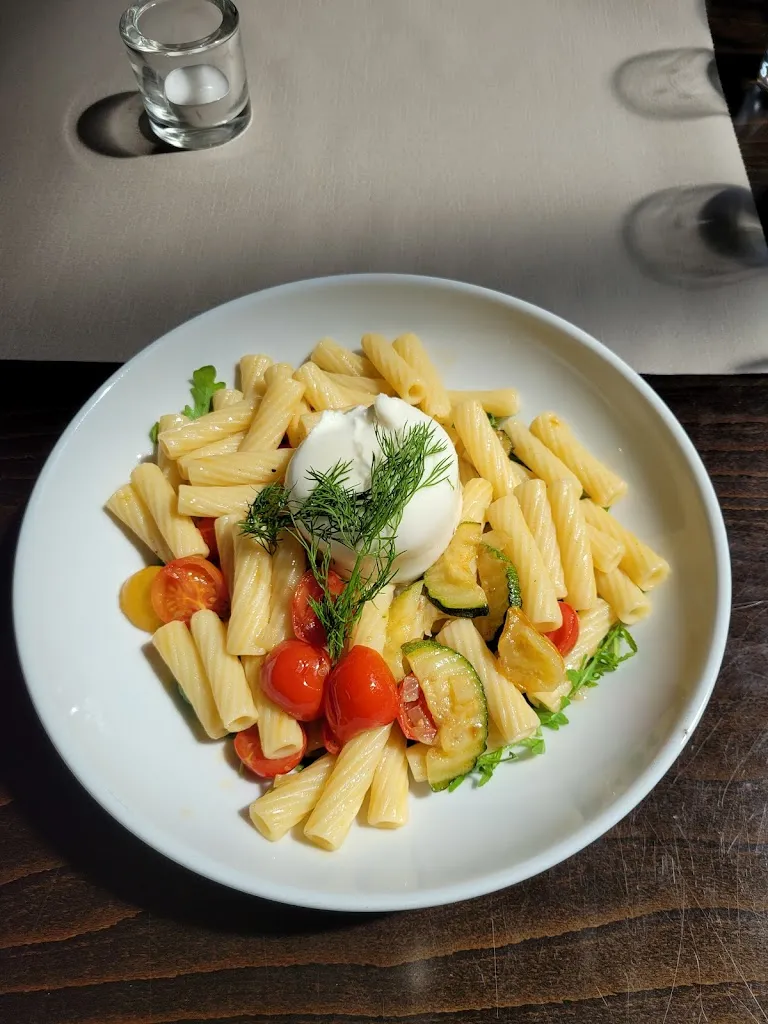 Menu_Henrichs Restaurant - Café - Lounge_Hattingen_immagine_9