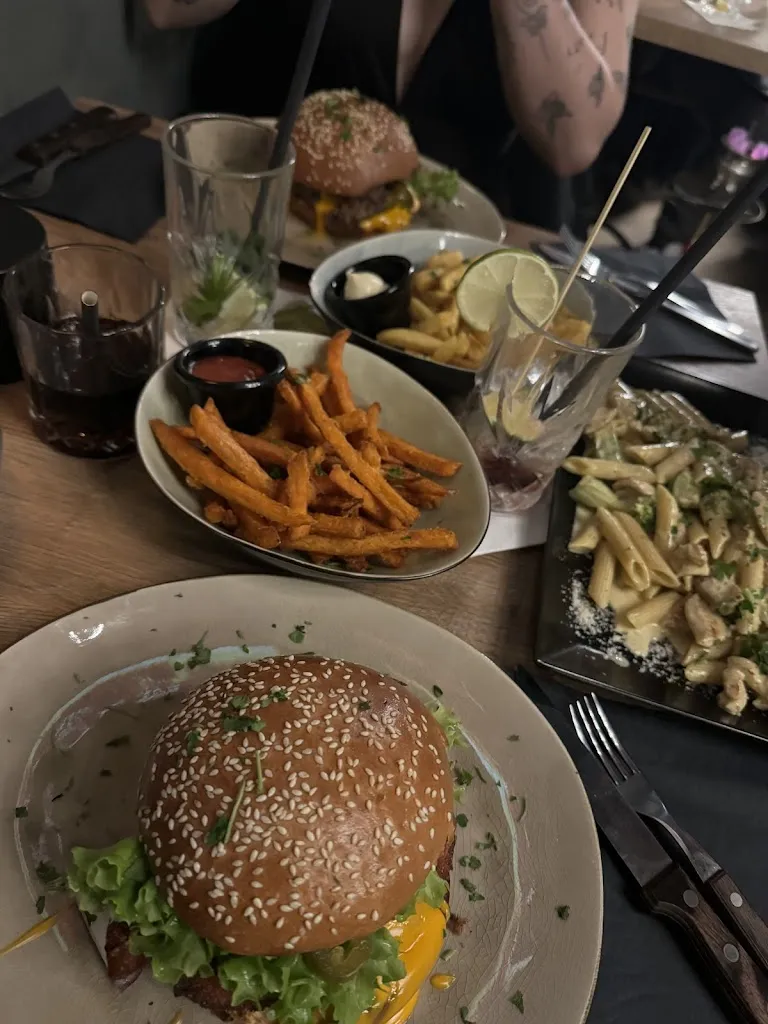 DearLordMechro_The Dream Cuisine_(Sieg)_review