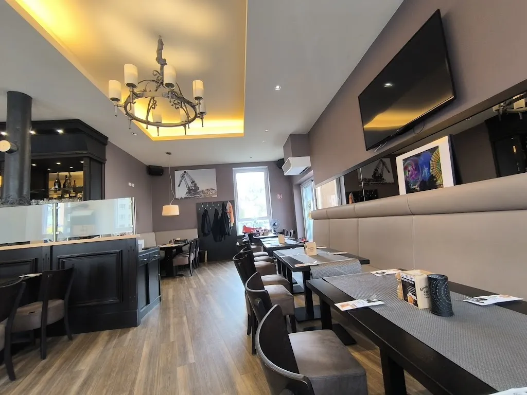 Zum krummen Hund_Herne_slider_image_3