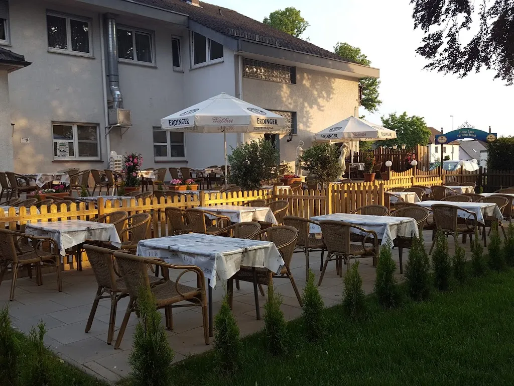 Athos_Hiddenhausen_slider_image_3