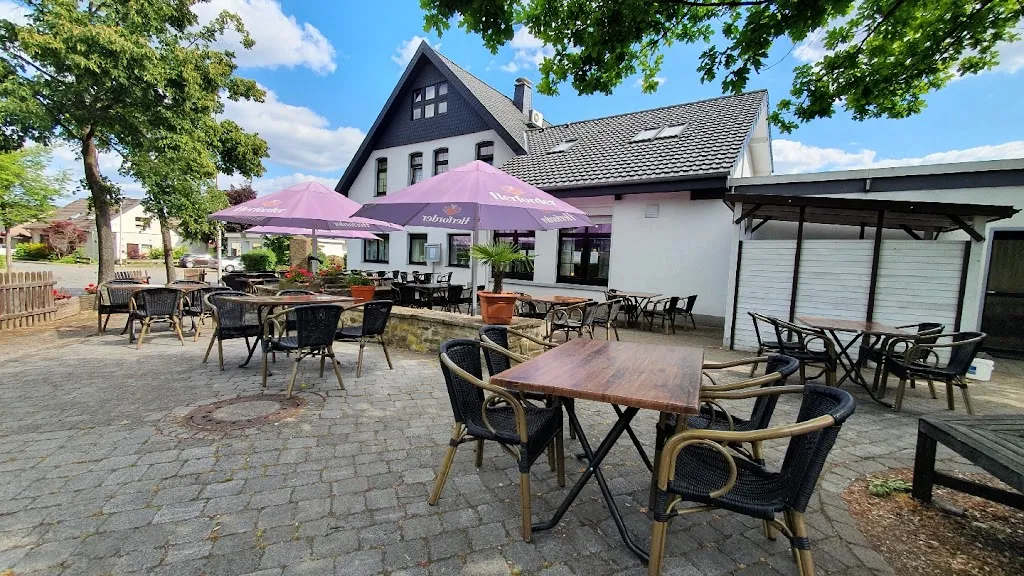 Zum Mittelpunkt bei Babi_Hiddenhausen_slider_image_1