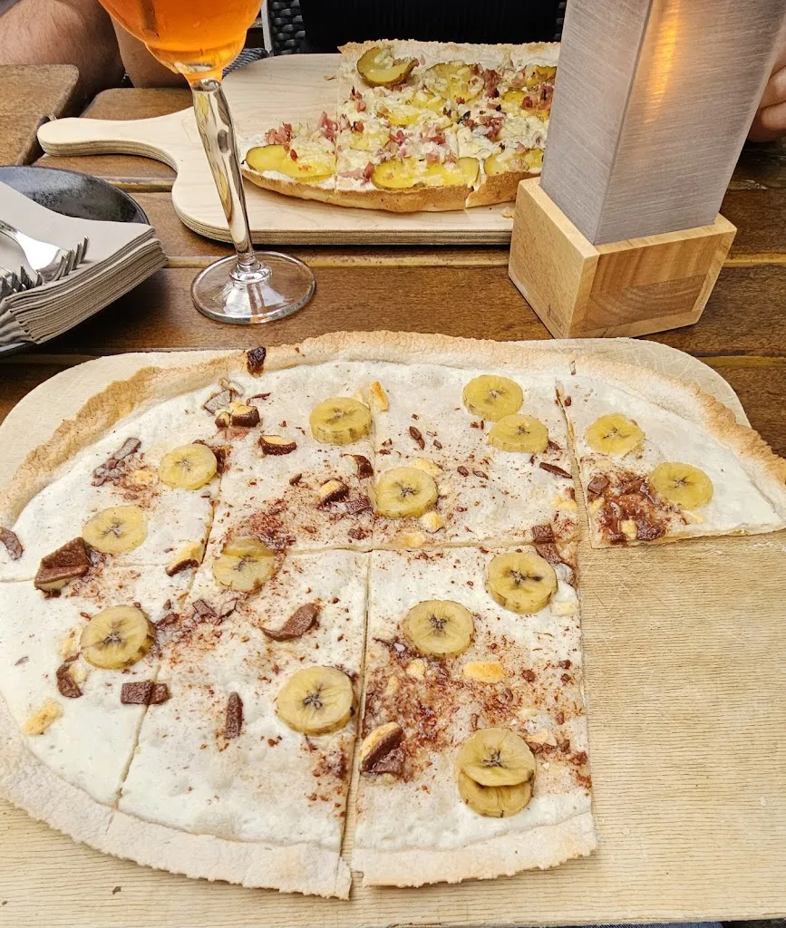 Le Feu - Der Flammkuchen in Herford_Herford_slider_image_3