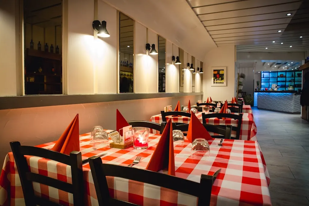 Trattoria Il Baffino restaurant in Herford